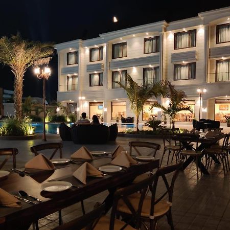 The Imperial Prime Clarks Inn Suites, Bhilwara ภายนอก รูปภาพ
