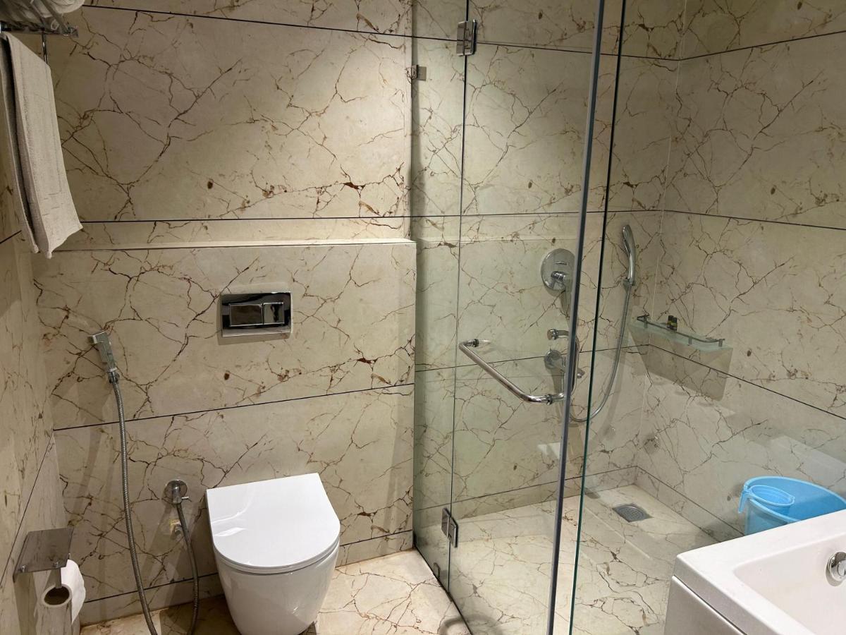 The Imperial Prime Clarks Inn Suites, Bhilwara ภายนอก รูปภาพ